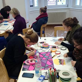 Tape Art Workshop für Jugendliche in einer Schule in Koblenz