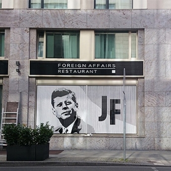 JFK Portrait-Klebeband Street Art- Ostap 2015