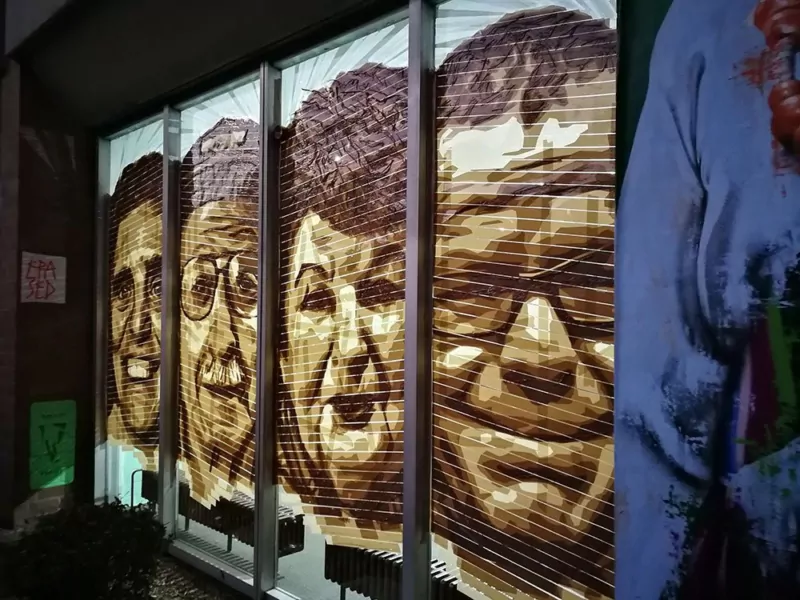 Vier Tape Porträts-Huzur Bülowstrasse Einwohner-Street Art Selfmadecrew
