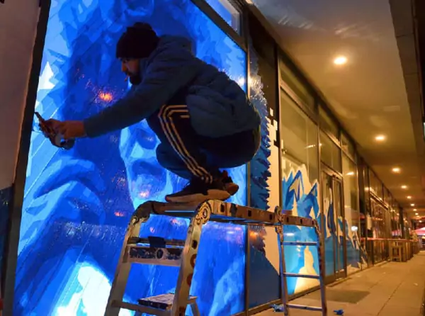 Tape Street Art- Selfmadecrew bei der Arbeit