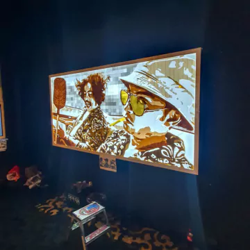 Das Kunstwerk ist nach dreiwöchigem Kleben immer noch nicht fertig
